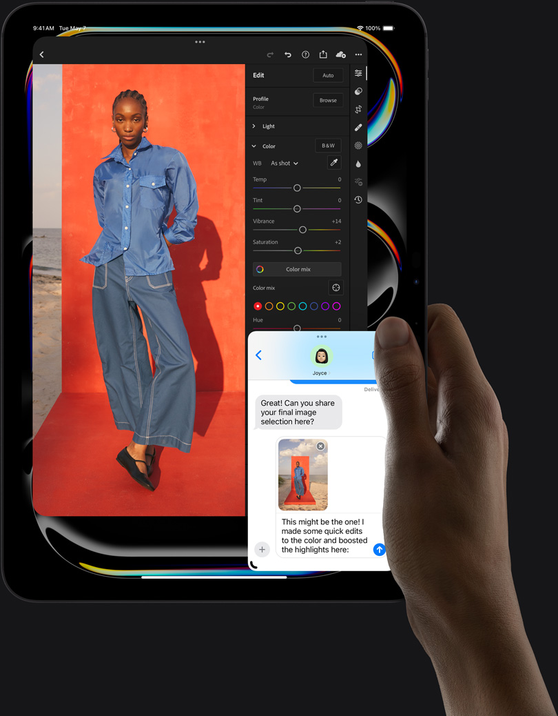 使用者手持著直向的 iPad Pro，螢幕顯示正在編輯一張單人相片，同時螢幕下方正在進行 iMessage 對話。